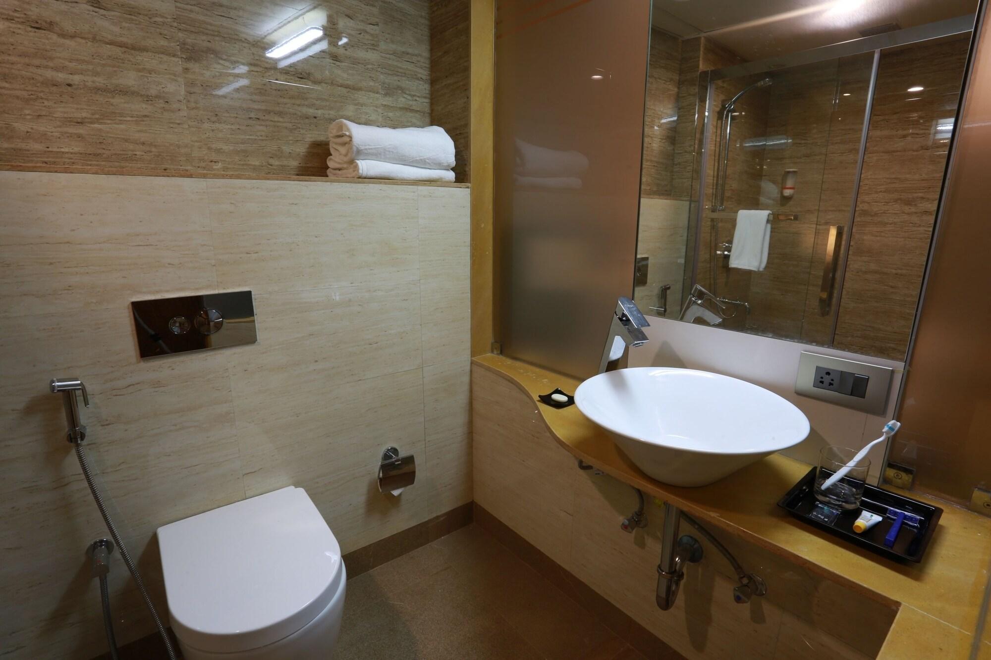 Grande Delmon Hotel Panaji Buitenkant foto