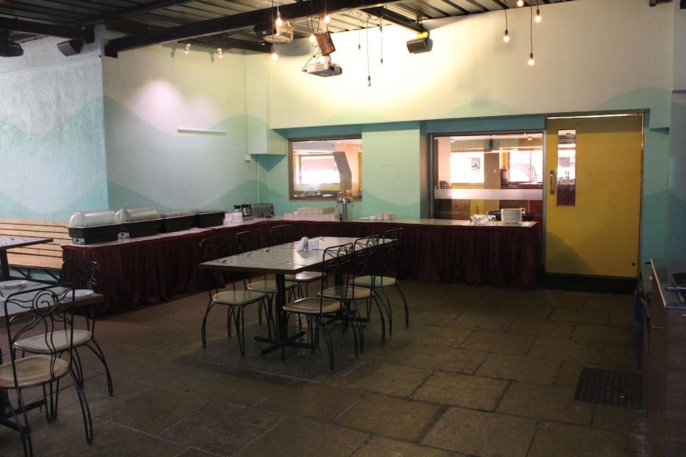 Grande Delmon Hotel Panaji Buitenkant foto