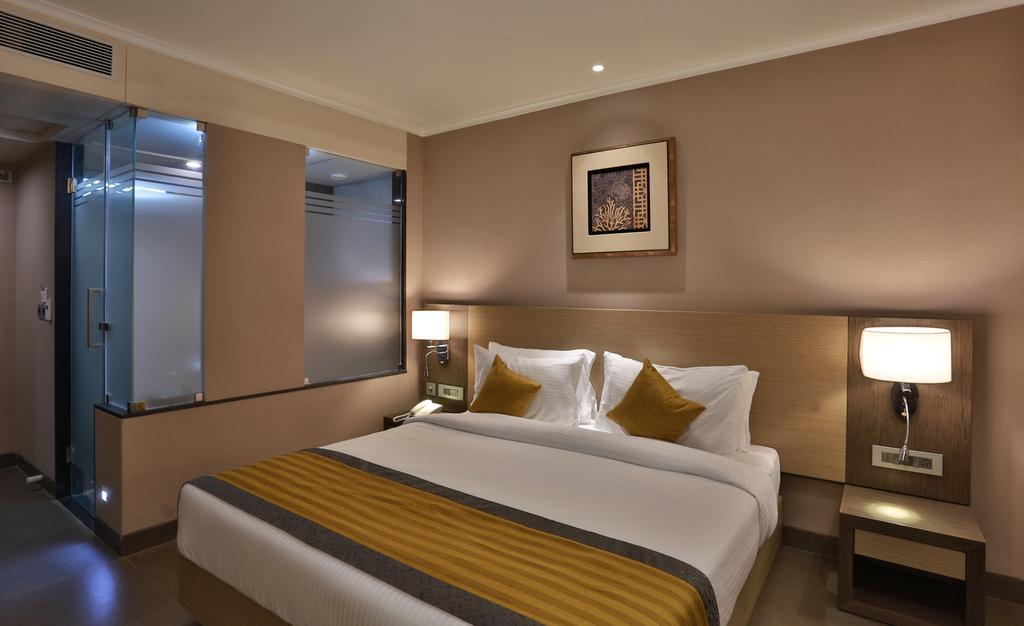 Grande Delmon Hotel Panaji Buitenkant foto
