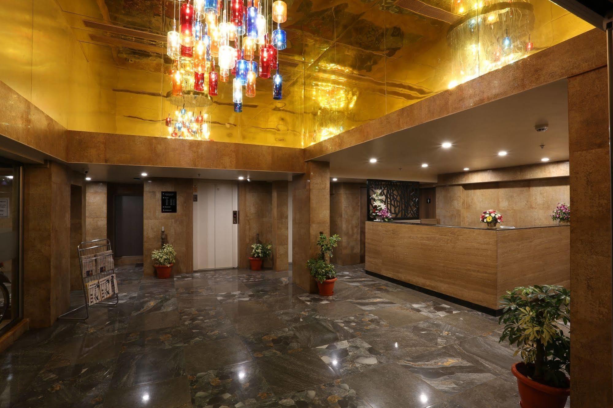 Grande Delmon Hotel Panaji Buitenkant foto