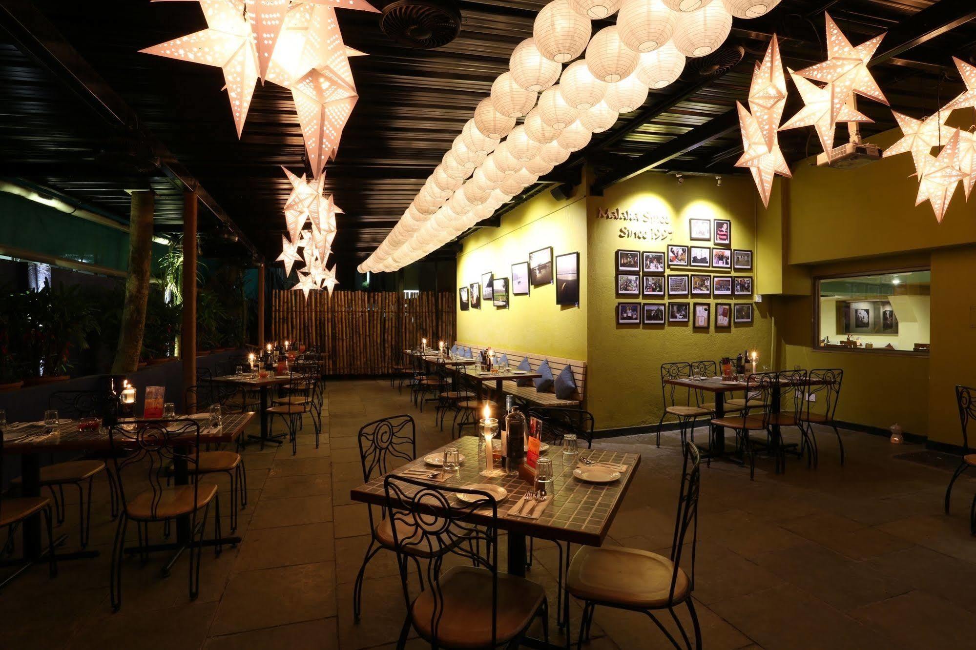 Grande Delmon Hotel Panaji Buitenkant foto